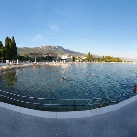 Darija With Private Pool Apartman *