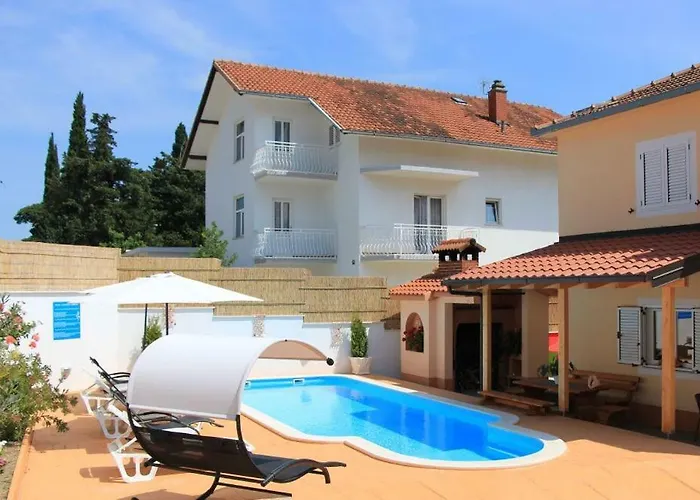 Apartman Darija With Private Pool *