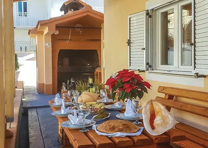 Apartman Darija With Private Pool *